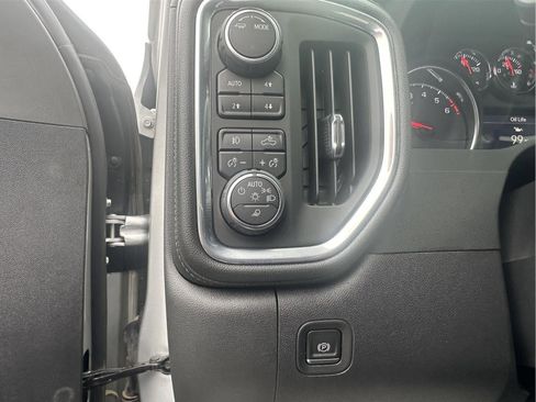 Used 2022 Chevrolet Silverado 1500 LTZ image 15