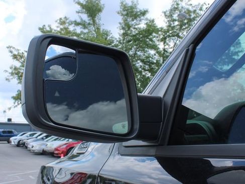 Used 2026 RAM 1500 Express AWD/4WD image 8