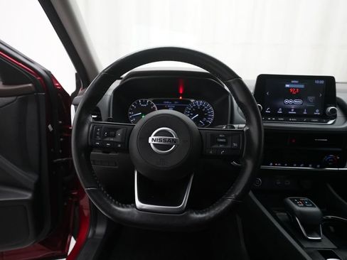 Used 2021 Nissan Rogue S AWD/4WD image 4