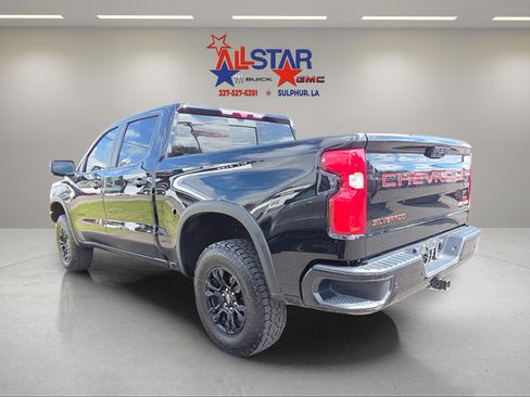 Used 2023 Chevrolet Silverado 1500 ZR2 w/ Technology Package AWD/4WD image 5