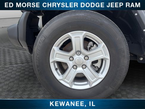 Used 2022 Jeep Wrangler Unlimited Sport AWD/4WD image 14
