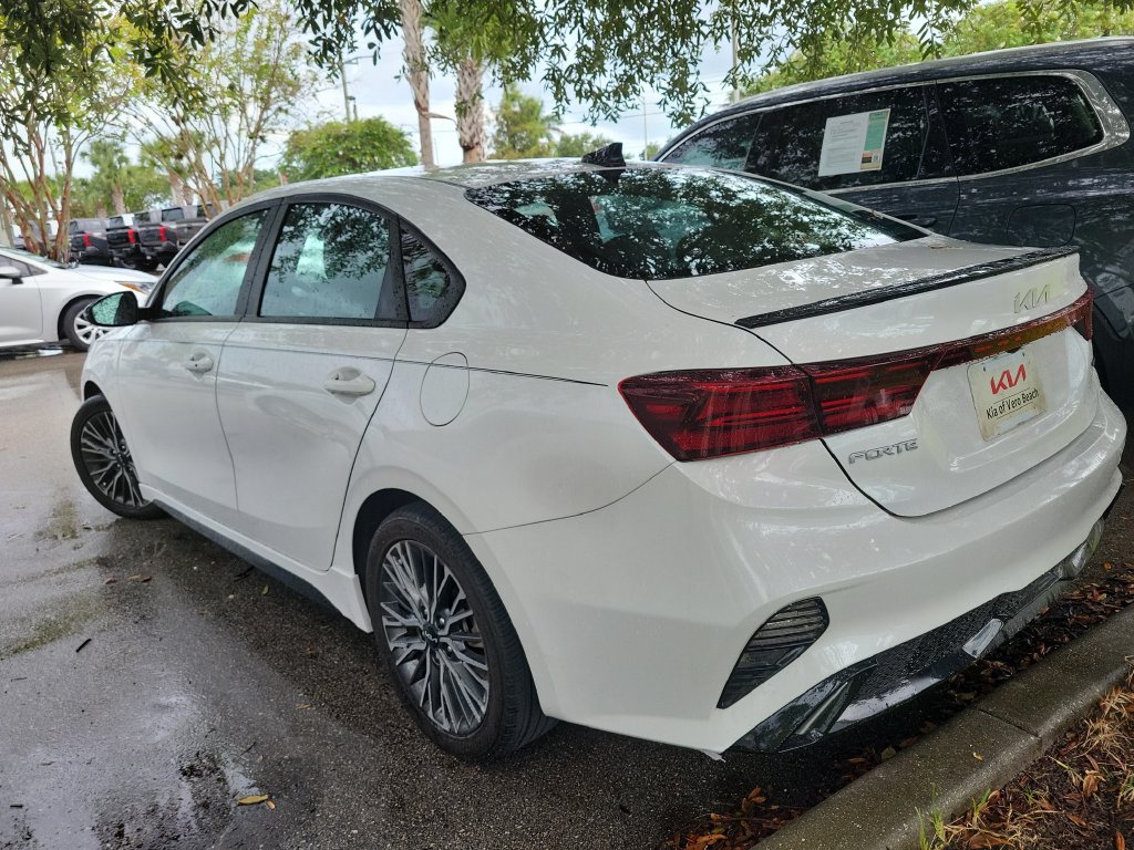 Certified 2024 Kia Forte GT-Line w/ GT-Line Premium Package FWD image 4