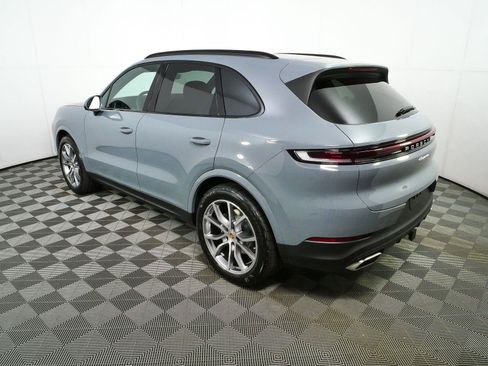 New 2026 Porsche Cayenne AWD/4WD image 3