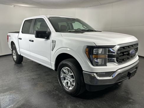 Used 2023 Ford F150 XLT image 2