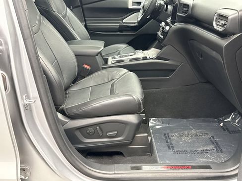 Used 2021 Ford Explorer ST w/ Equipment Group 401A AWD/4WD image 19