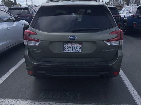 Used 2020 Subaru Forester Premium AWD/4WD image 4