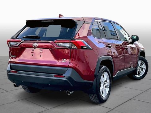 Used 2022 Toyota RAV4 LE image 13