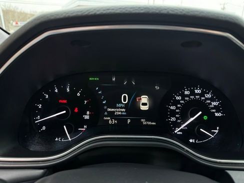 Used 2019 Toyota Avalon XLE w/ Moonroof Package image 22