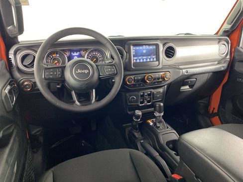 Used 2023 Jeep Wrangler Unlimited Sport AWD/4WD image 18