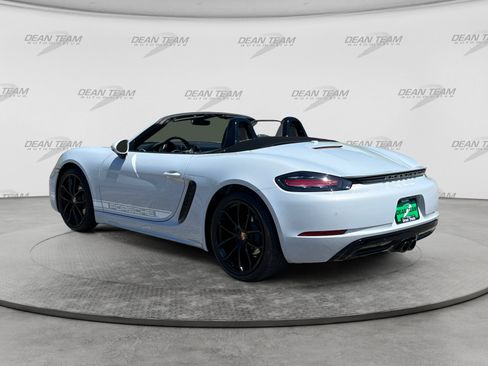 Used 2024 Porsche 718 Boxster RWD image 5