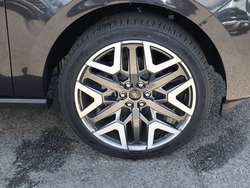 New 2027 Ford Expedition Platinum AWD/4WD image 10