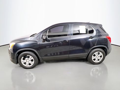 Used 2016 Chevrolet Trax LS image 9