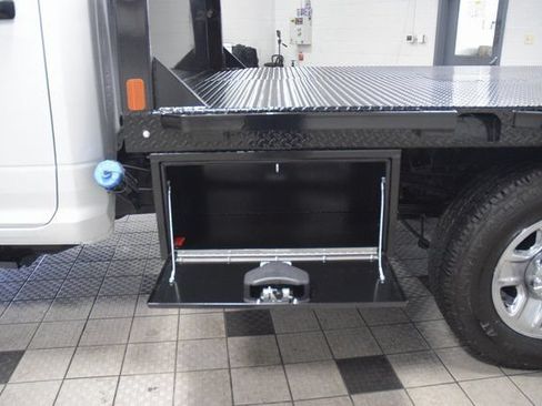 Used 2024 RAM 3500 SLT w/ Quick Order Package 2YG SLT AWD/4WD image 39