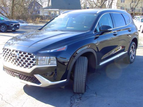 Used 2023 Hyundai Santa Fe SEL w/ Premium Package image 3