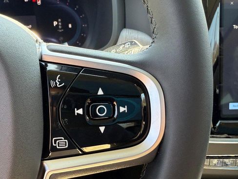 New 2025 Volvo V90 B6 Cross Country Ultra w/ Protection Package Premier image 13