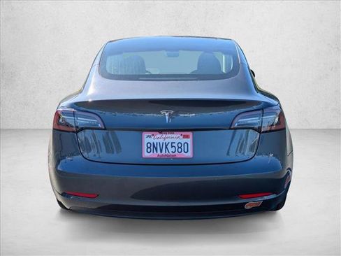 Used 2020 Tesla Model 3 Standard Range Plus image 7