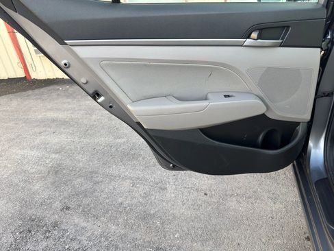 Used 2018 Hyundai Elantra SEL image 6