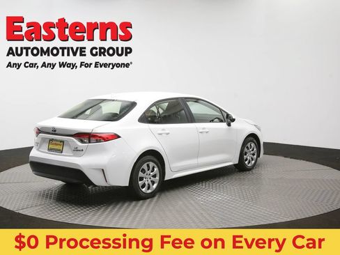 Used 2024 Toyota Corolla LE FWD image 40