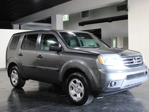 Used 2012 Honda Pilot LX image 1