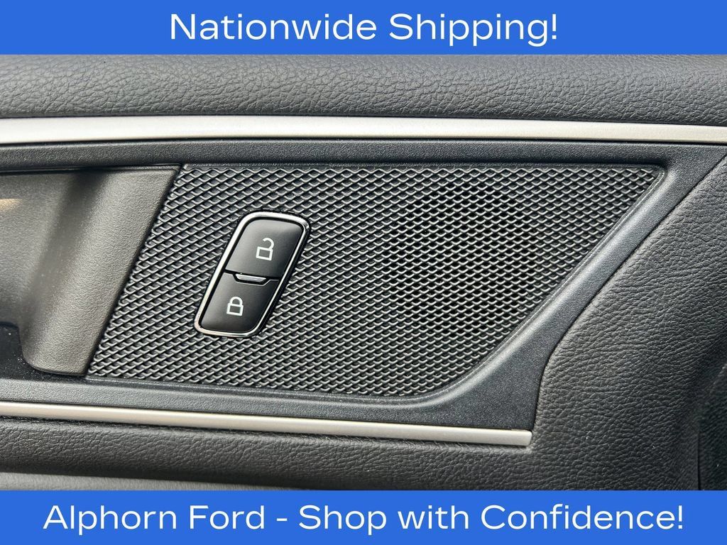Certified 2023 Ford Edge SEL w/ Convenience Package AWD/4WD image 12
