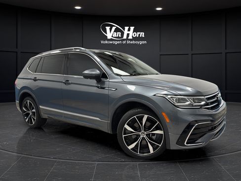 Used 2023 Volkswagen Tiguan SEL R-Line AWD/4WD image 1