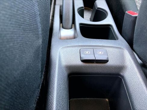 Used 2024 Nissan Versa S w/ Trunk Package image 33