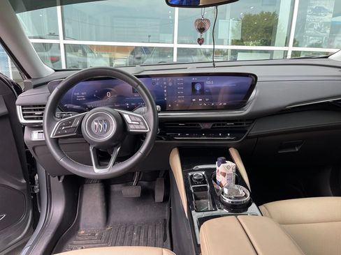 Used 2024 Buick Envision Preferred AWD/4WD image 9