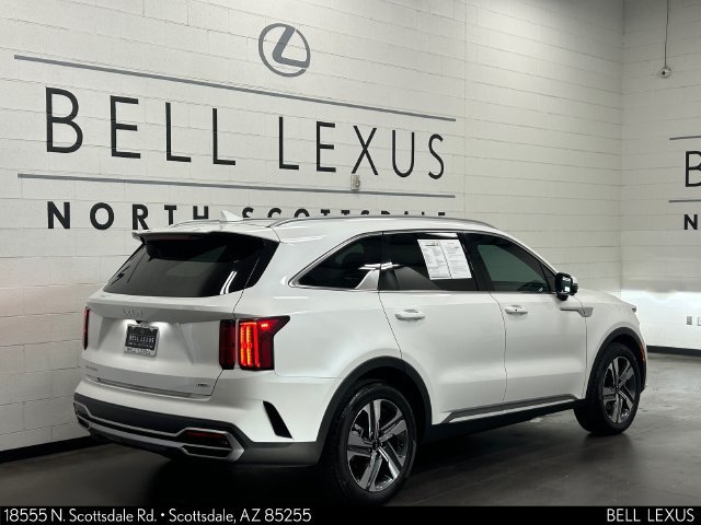 Used 2023 Kia Sorento SX Prestige w/ Panoramic Sunroof Package AWD/4WD image 4