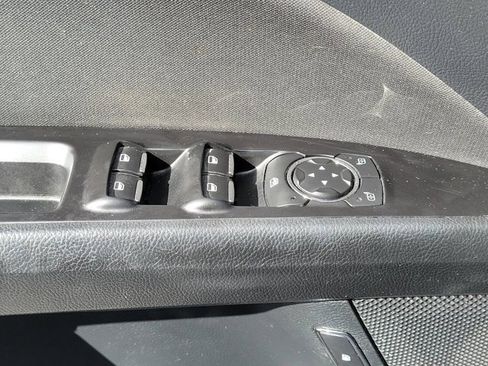 Used 2018 Ford Fusion SE w/ Equipment Group 601A image 29