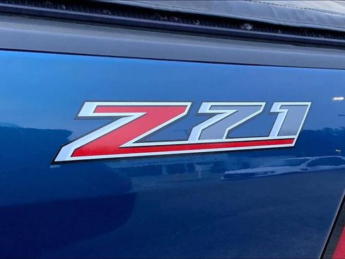 Used 2019 Chevrolet Colorado Z71 RWD image 30