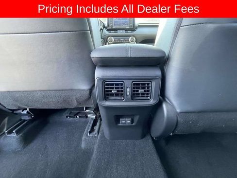 Used 2022 Toyota RAV4 XLE Premium AWD/4WD image 18
