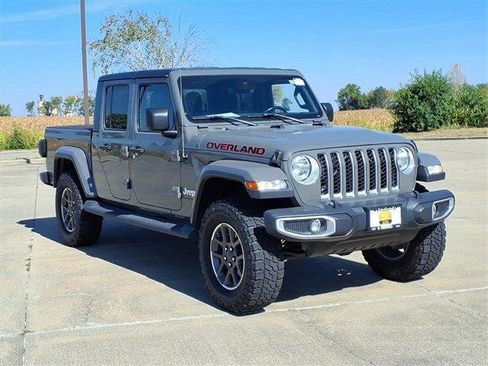 Used 2020 Jeep Gladiator Overland image 6