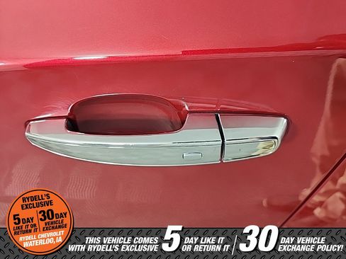 Certified 2021 Chevrolet Traverse Premier w/ LPO, Floor Liner Package image 15