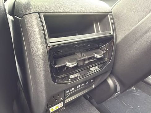 New 2026 Jeep Grand Cherokee Limited image 29