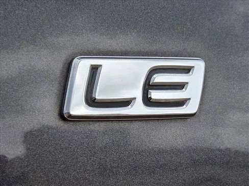 Used 2009 Toyota Corolla LE FWD image 18