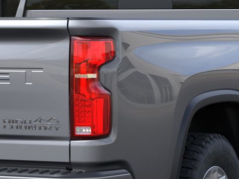 New 2026 Chevrolet Silverado 3500 High Country AWD/4WD image 11