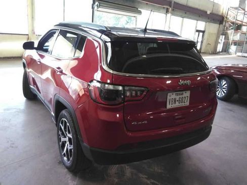 Used 2024 Jeep Compass Limited AWD/4WD image 6