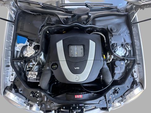 Used 2008 Mercedes-Benz E 350 Sedan image 48