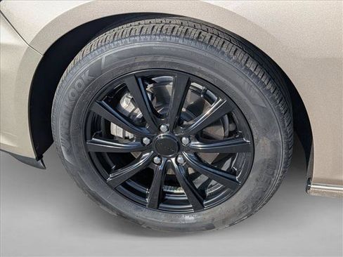 Certified 2024 Chevrolet Malibu LT FWD image 15