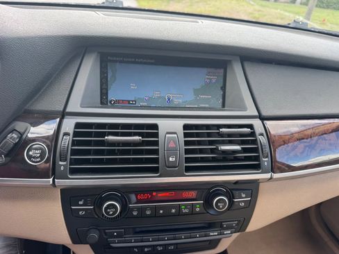 Used 2011 BMW X5 xDrive35d AWD/4WD image 16