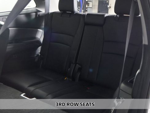 Used 2022 Honda Pilot Special Edition image 9