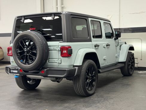 Used 2023 Jeep Wrangler Unlimited Sahara w/ Cold Weather Group image 12