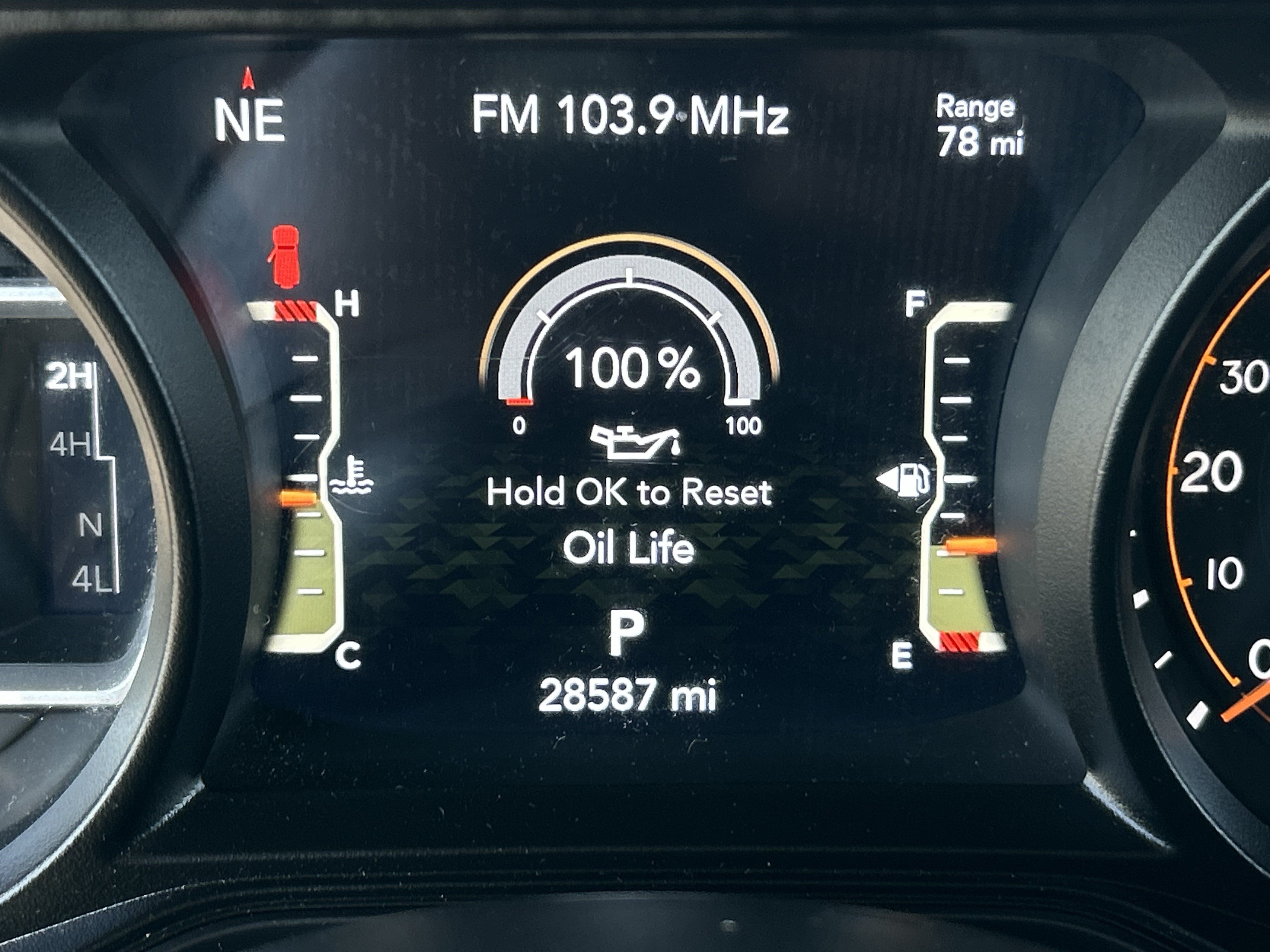 Used 2025 Jeep Wrangler Unlimited Sport AWD/4WD image 26