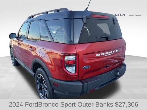 Used 2024 Ford Bronco Sport Outer Banks w/ Tech Package image 6