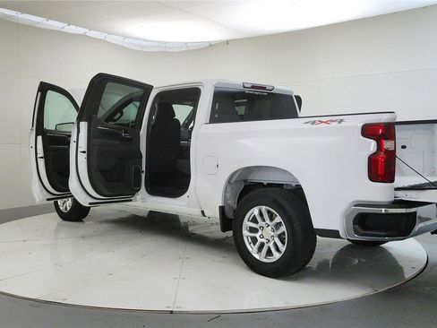 Used 2023 Chevrolet Silverado 1500 LT image 12