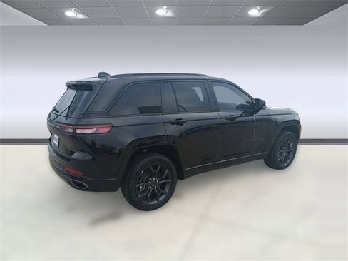 New 2024 Jeep Grand Cherokee Limited 4xe image 8