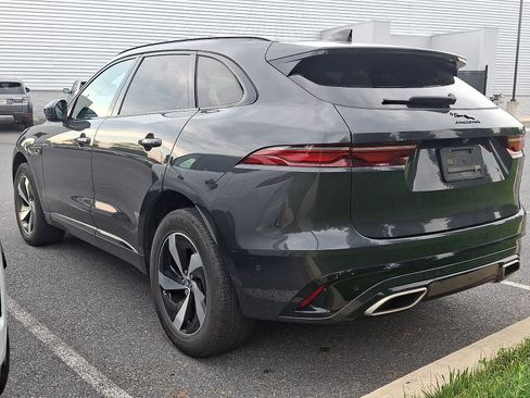 Used 2025 Jaguar F-PACE R-Dynamic S AWD/4WD image 2