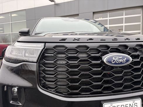 New 2026 Ford Explorer ST w/ Sun And Sound Package image 24