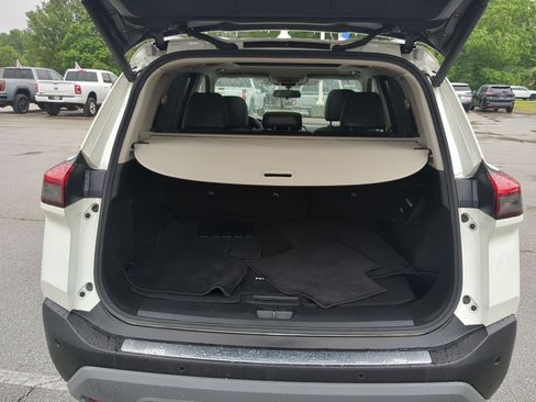 Used 2023 Nissan Rogue SV w/ SV Premium B Package FWD image 21