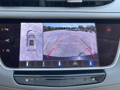 Certified 2024 Cadillac XT5 Premium Luxury w/ Technology Package AWD/4WD image 28